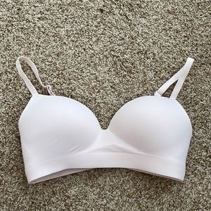 Soma Enbliss Wireless Bra 34B